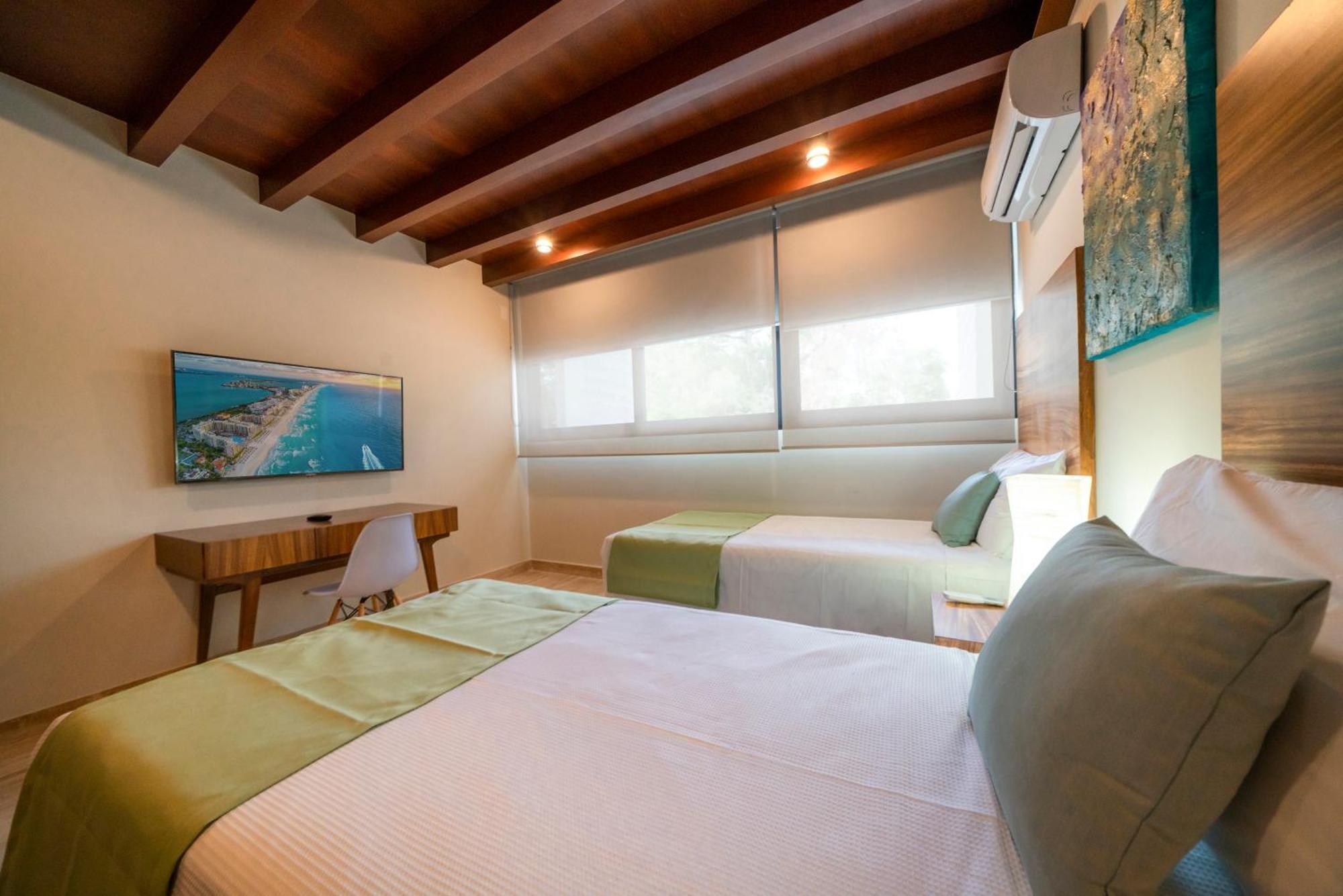 Ferienhaus Luxury 2 Bedroom - Infinity Pool At Awa Residences In Playacar, Awa 107 Playa del Carmen